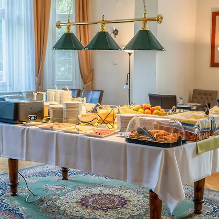 招待所 杰森斯基住宿加早餐旅馆 3*